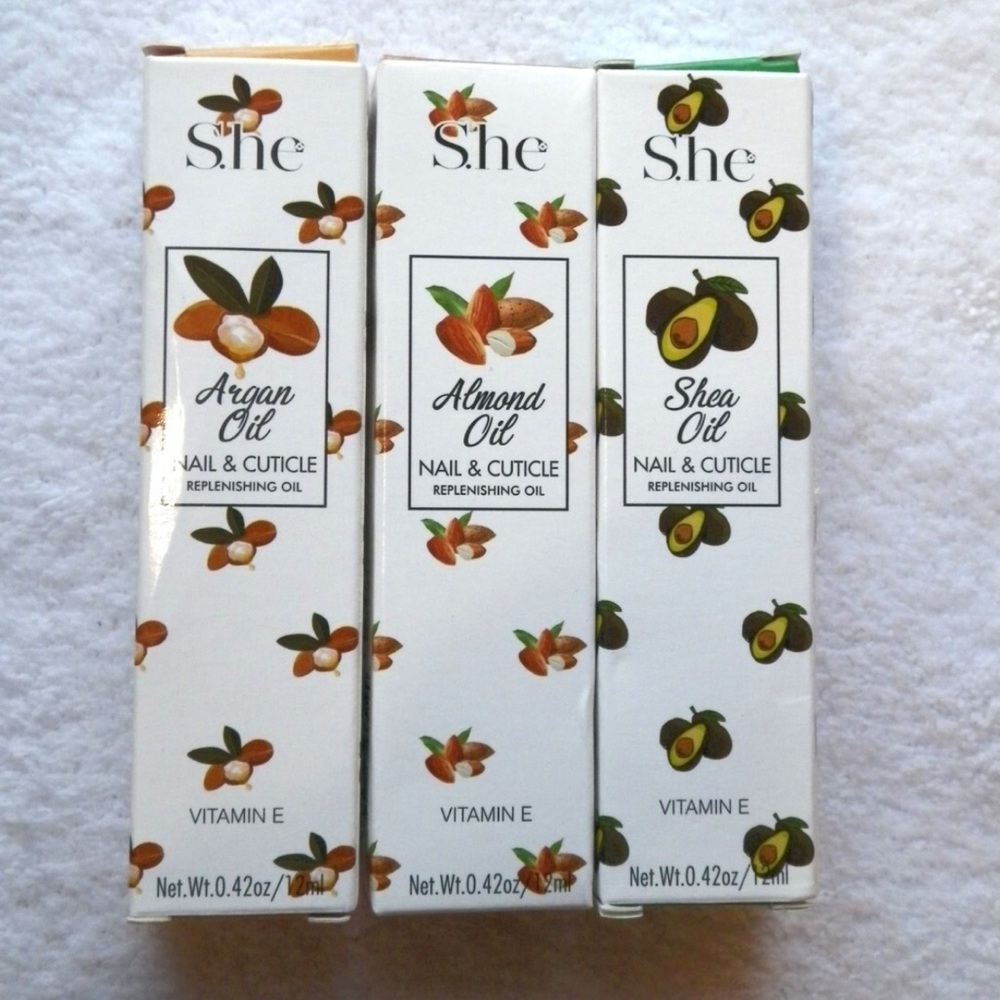 NEW 3 piece S.HE moisturizing nail cuticle oil set